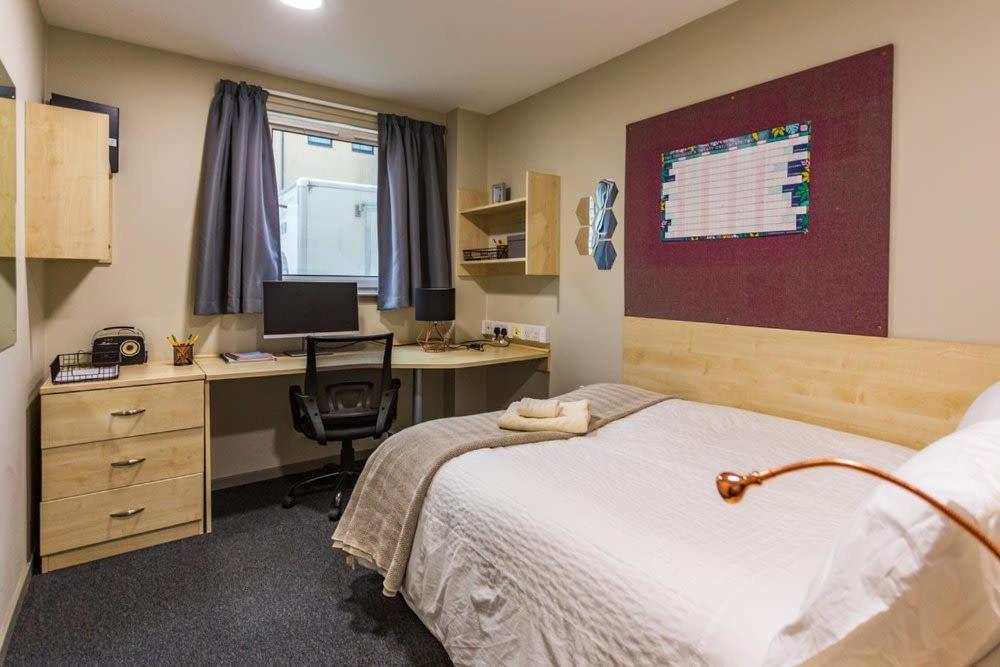 Buchanan View For Students Only Apartment *